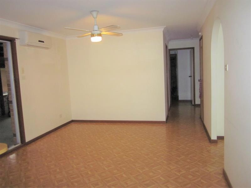 52 Haultain St, Minto NSW 2566