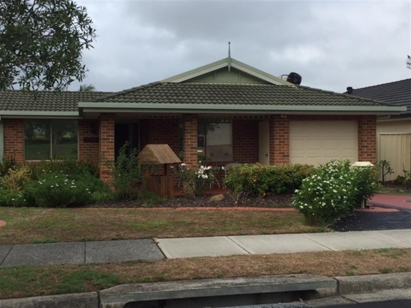 9 Dwyer St, Blue Haven NSW 2262