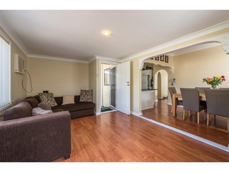 30 Harden St, Canley Heights NSW 2166