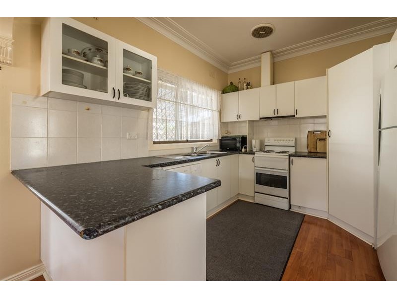30 Harden St, Canley Heights NSW 2166