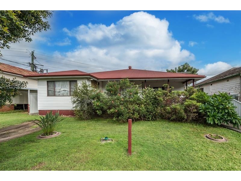 49 Coleraine St, Fairfield NSW 2165