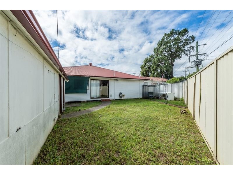 49 Coleraine St, Fairfield NSW 2165
