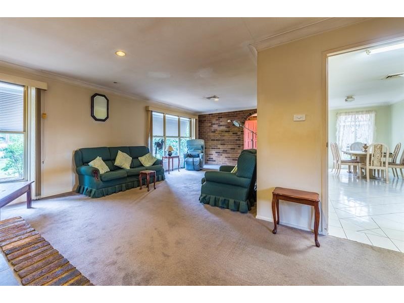 14 Shoalhaven St, Wakeley NSW 2176