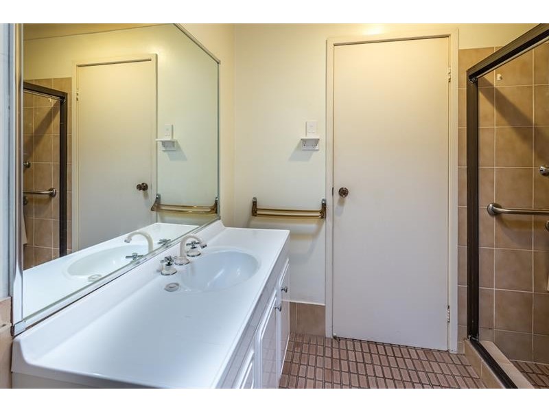 14 Shoalhaven St, Wakeley NSW 2176