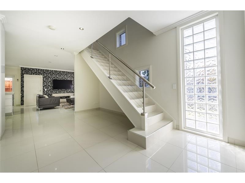 29 Riddell St, West Hoxton NSW 2171