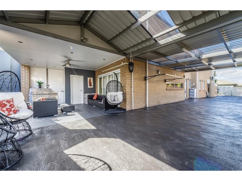 29 Riddell St, West Hoxton NSW 2171