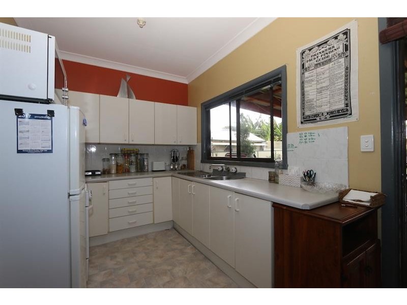 7 Pearce Ave, Toukley NSW 2263