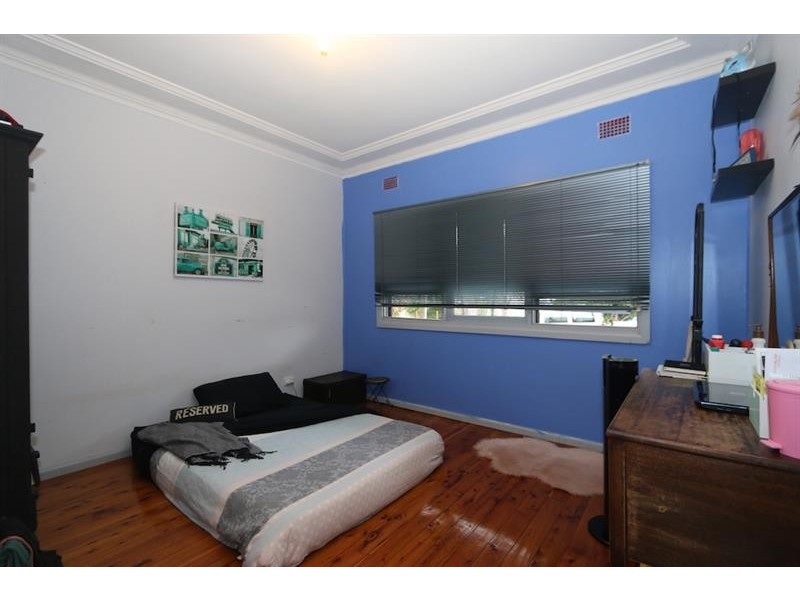 7 Pearce Ave, Toukley NSW 2263