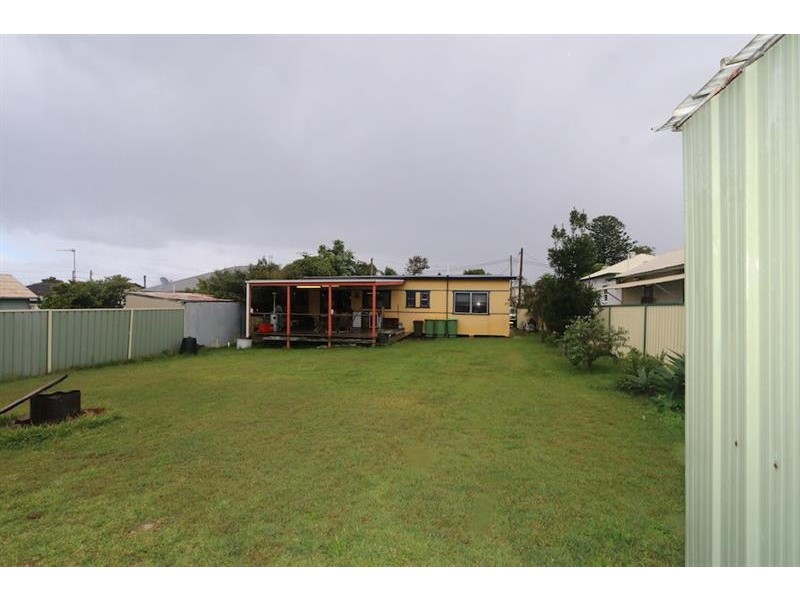 7 Pearce Ave, Toukley NSW 2263