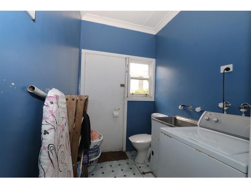 7 Pearce Ave, Toukley NSW 2263