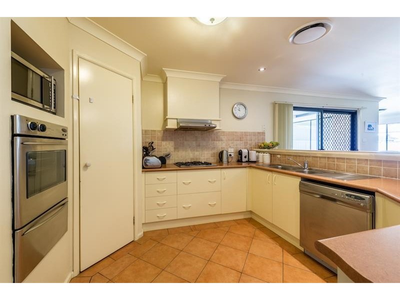 35 Chapman St, West Hoxton NSW 2171