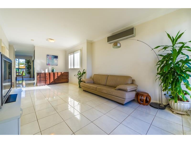 3A Adam St, Fairfield NSW 2165