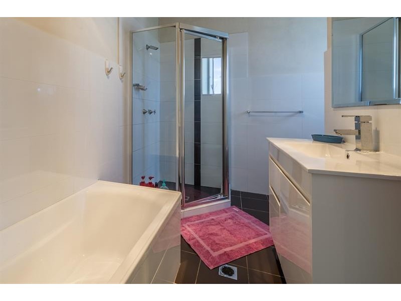 3A Adam St, Fairfield NSW 2165