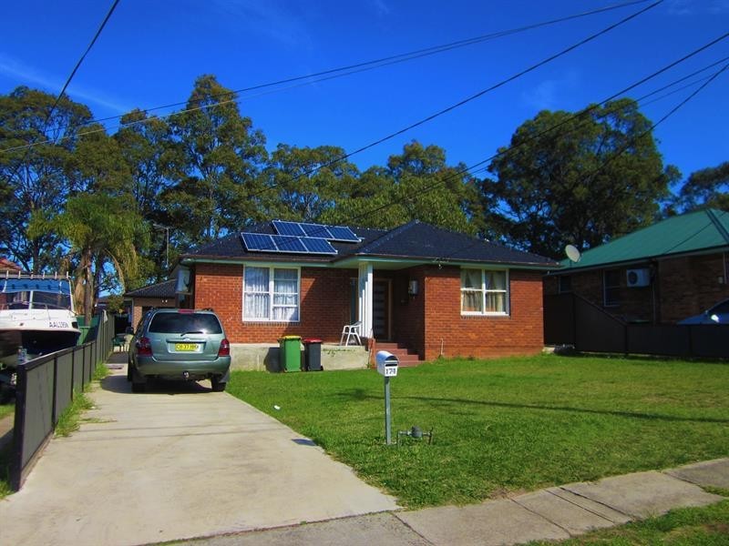 174 Belar Ave, Villawood NSW 2163