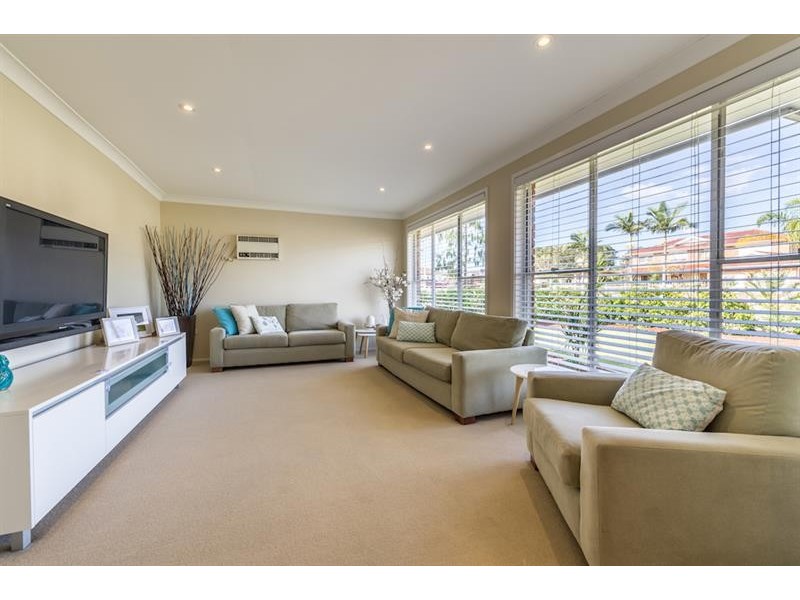 6 Homer Pl, Wetherill Park NSW 2164