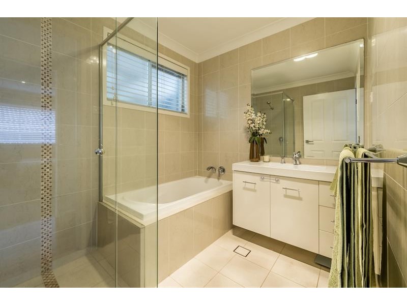 6 Homer Pl, Wetherill Park NSW 2164