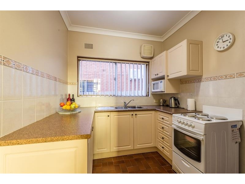 581 The Horsley Dr, Smithfield NSW 2164