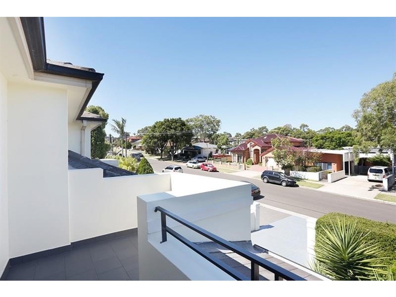 38 Monitor Rd, Merrylands NSW 2160
