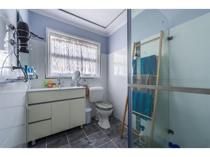 13 and 13A Lavender Pl, Fairfield West NSW 2165