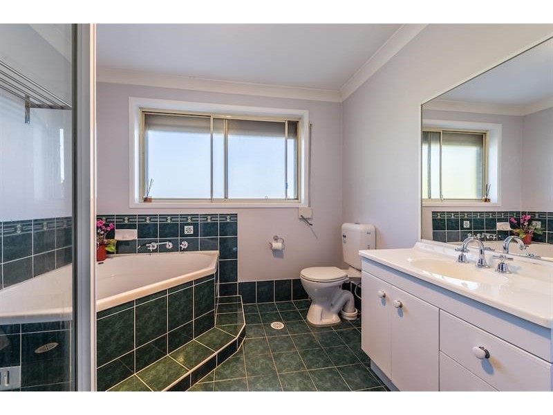 12 Barilla Pl, Bonnyrigg Heights NSW 2177