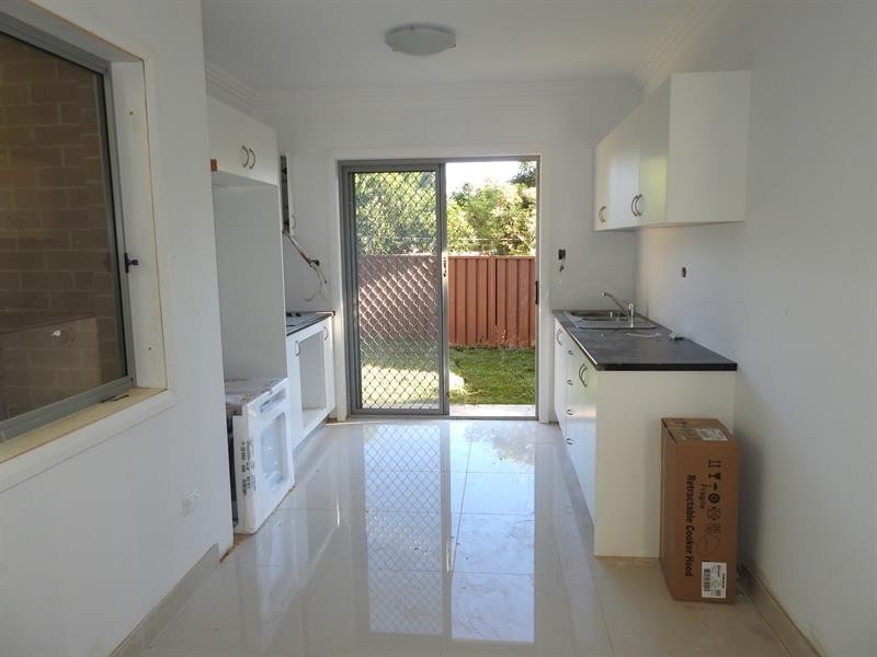 6A Siandra Avenue, Fairfield NSW 2165