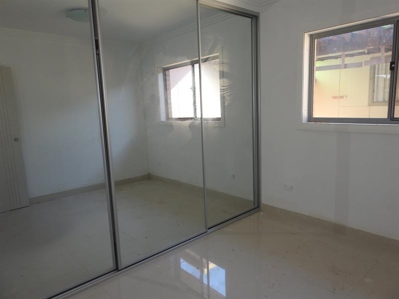 6A Siandra Avenue, Fairfield NSW 2165