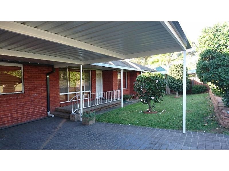 11 Hollier St, Cambridge Park NSW 2747