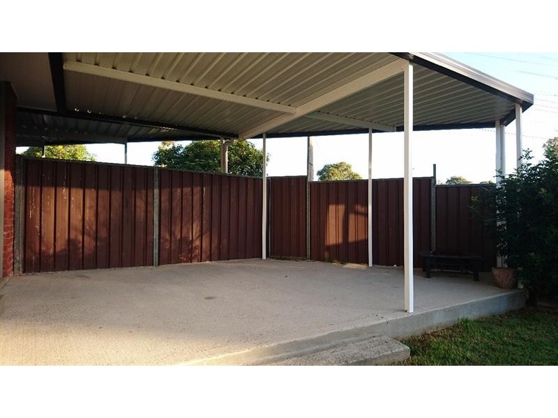 11 Hollier St, Cambridge Park NSW 2747