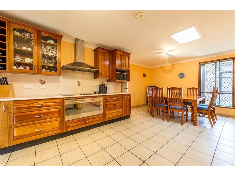 4 Hook Pl, Wakeley NSW 2176