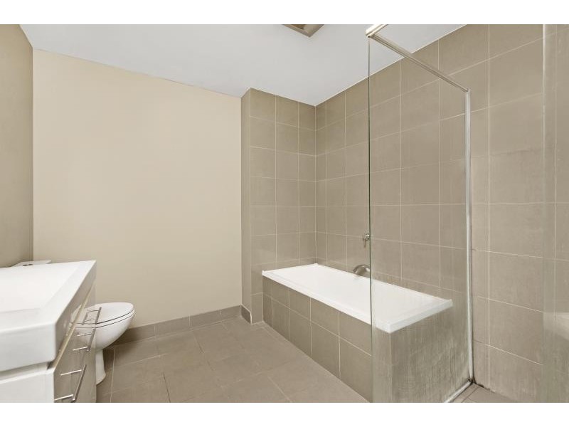 13/17 Warby St, Campbelltown NSW 2560