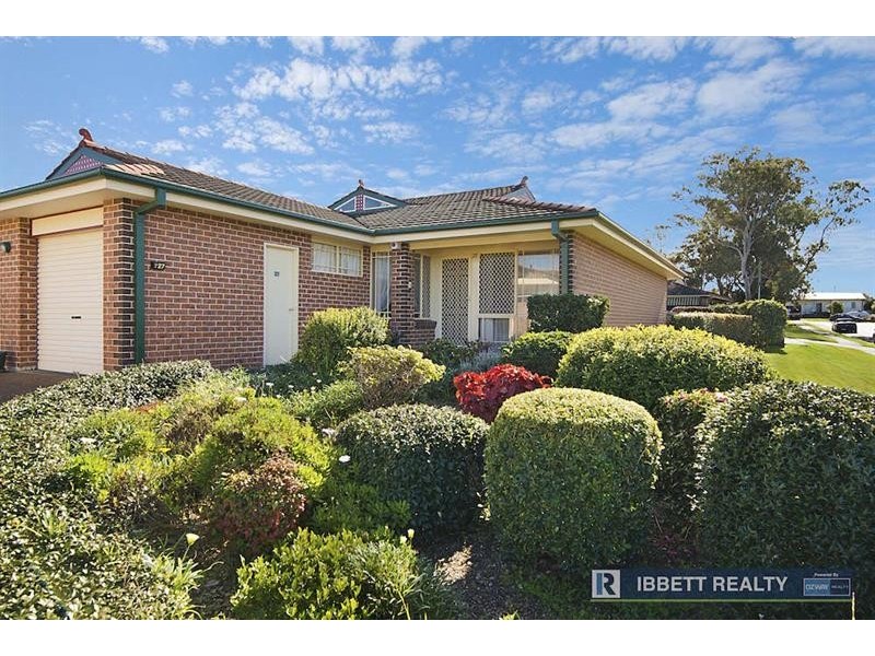 27/4 Beryl St, Gorokan NSW 2263