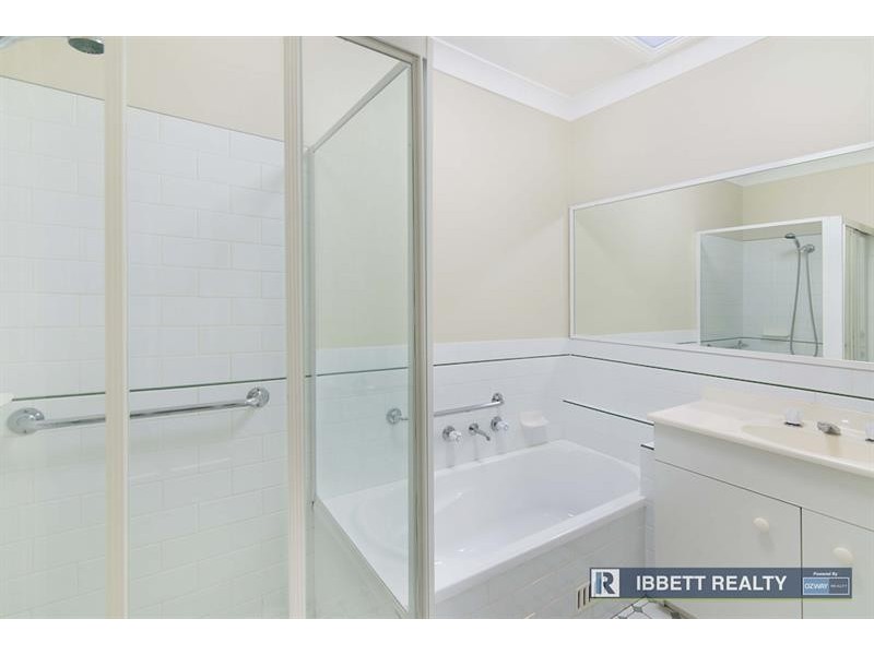 27/4 Beryl St, Gorokan NSW 2263