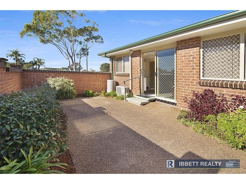 27/4 Beryl St, Gorokan NSW 2263