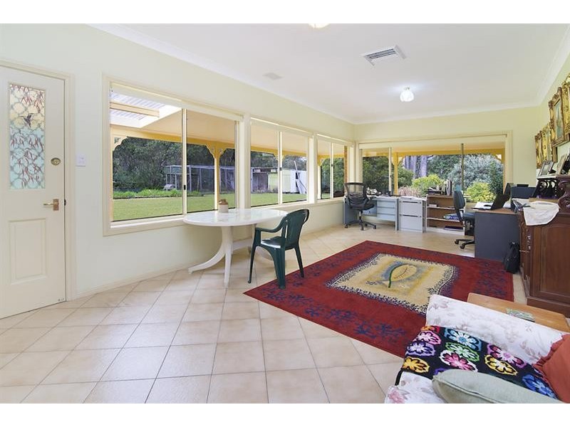 140 Wahroonga Rd, Kanwal NSW 2259