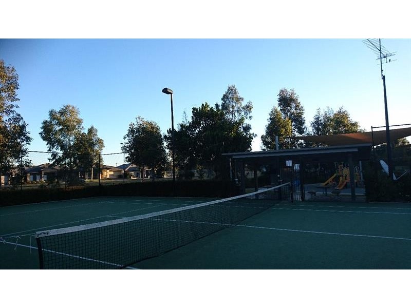 6 Waterside Bvd, Cranebrook NSW 2749