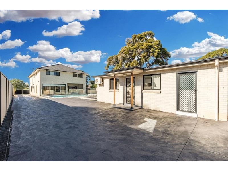 126 Dublin St, Smithfield NSW 2164