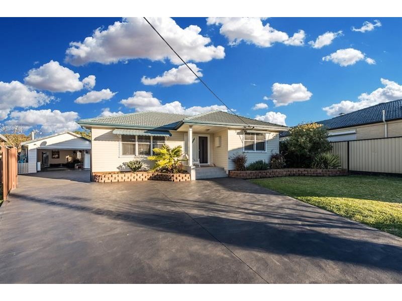 6 Kilkenny Ave, Smithfield NSW 2164