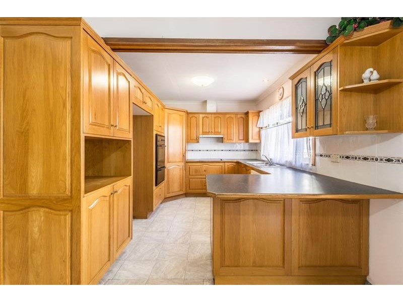 824 The Horsley Dr, Smithfield NSW 2164