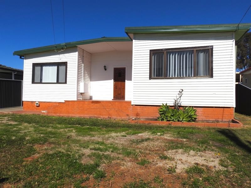 42 Eyre Street, Smithfield NSW 2164