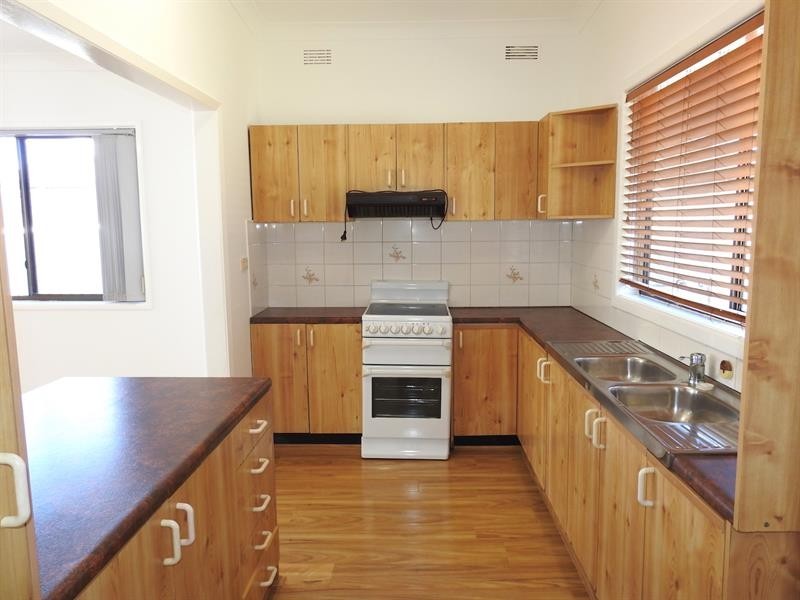 42 Eyre Street, Smithfield NSW 2164