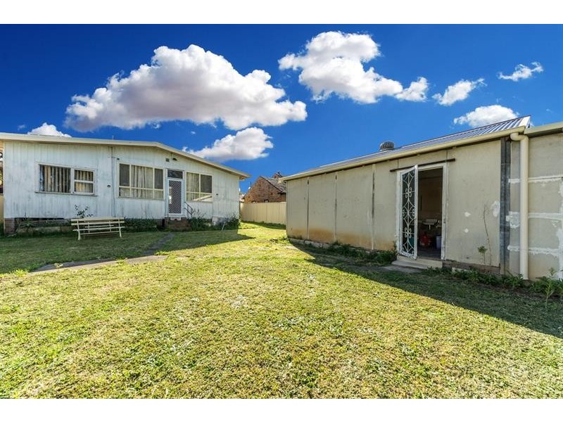 51 Linda St, Fairfield Heights NSW 2165