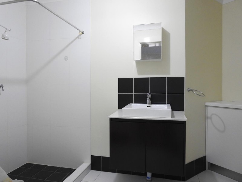 6 Teak Close, Bossley Park NSW 2176