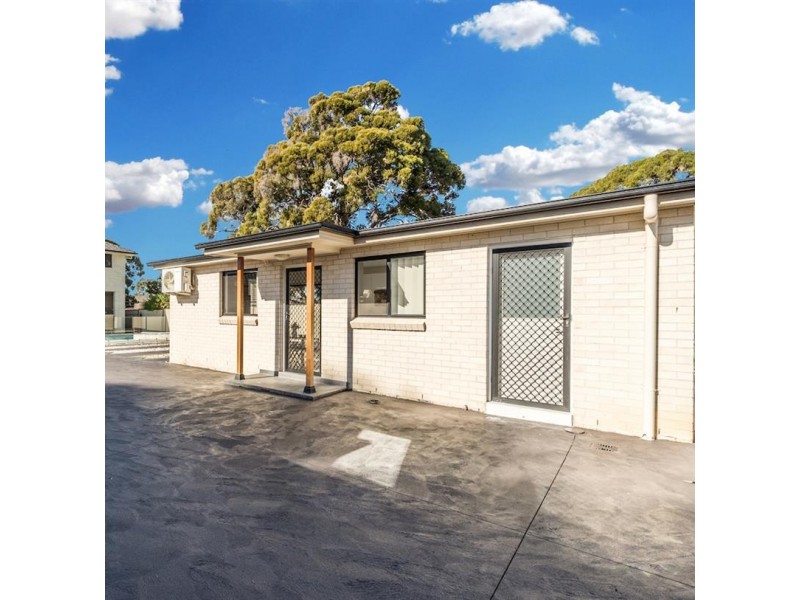 126A Dublin St, Smithfield NSW 2164