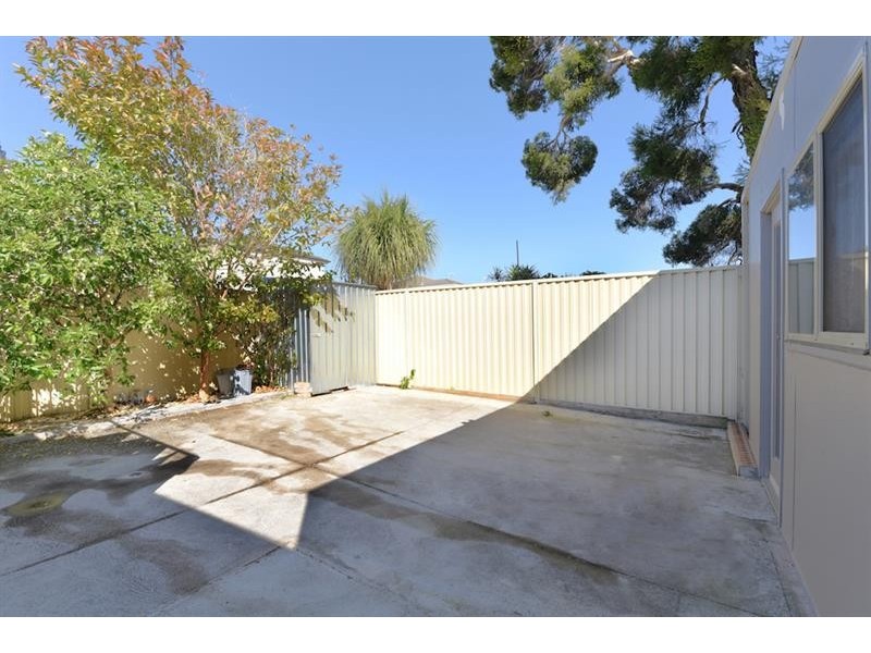 6A Foxlow St, Canley Heights NSW 2166