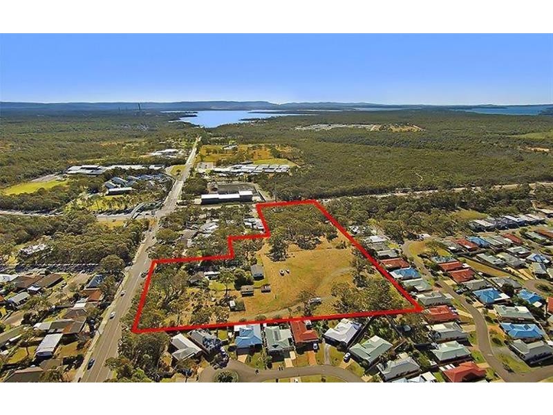 205 Elizabeth Bay Dr, Lake Munmorah NSW 2259