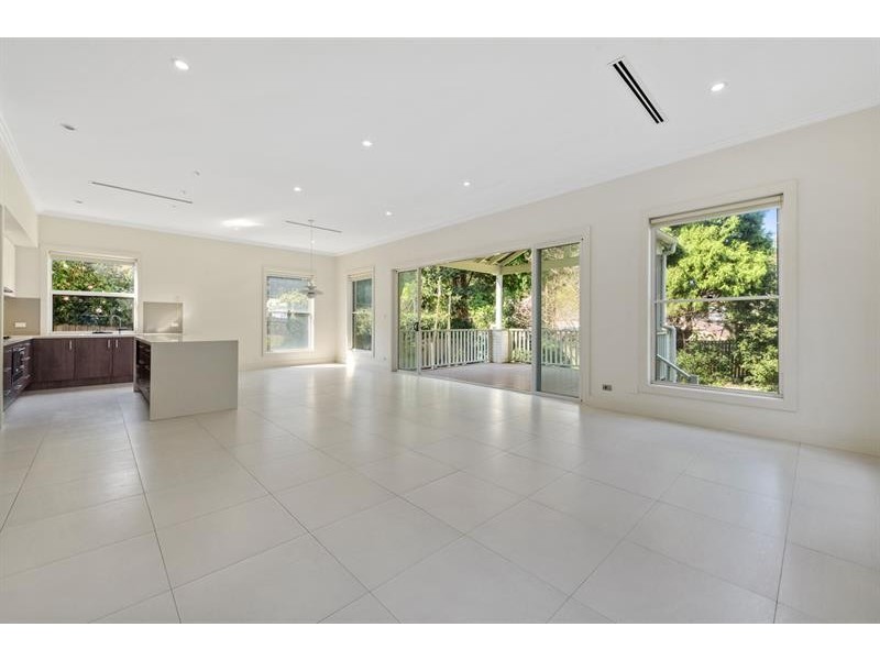 4 Marshall Ave, St Leonards NSW 2065