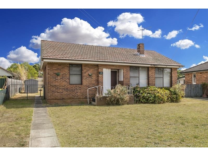 38 Goonaroi St, Villawood NSW 2163