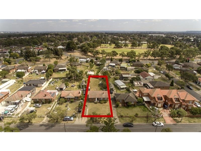 38 Goonaroi St, Villawood NSW 2163