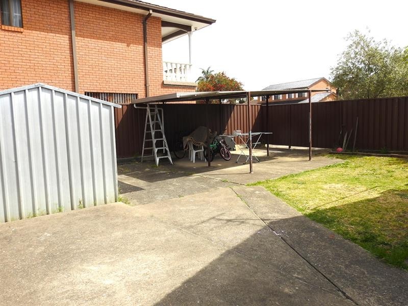 2 Newcastle St, Wakeley NSW 2176