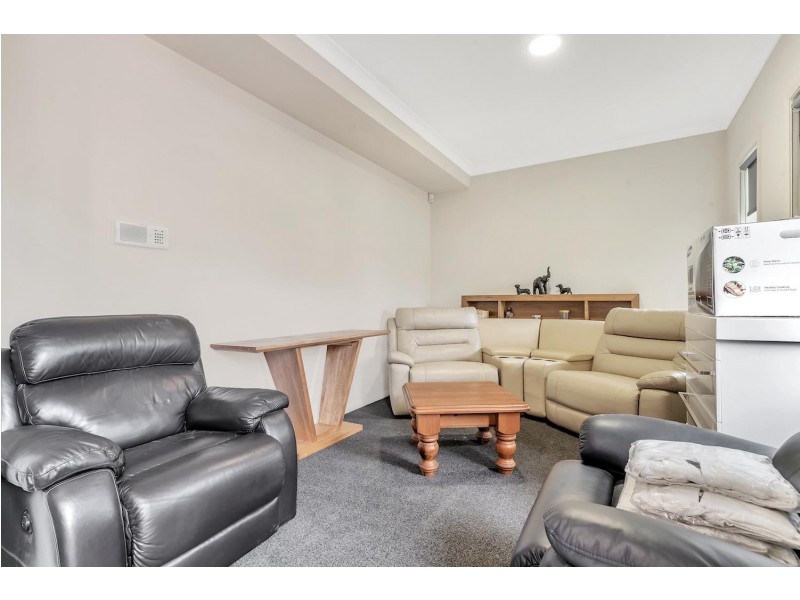 13a Vaucluse Place, Glen Alpine NSW 2560